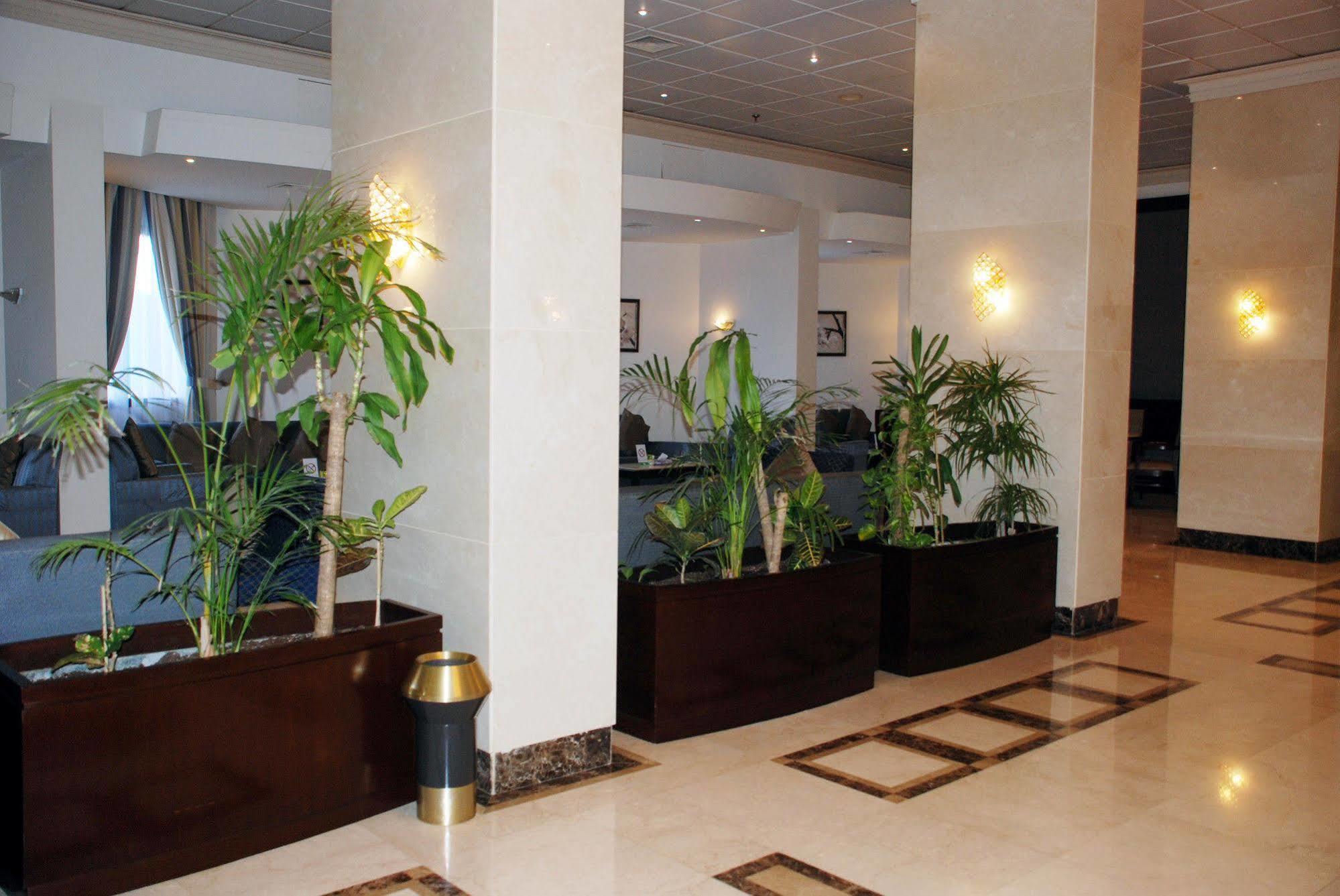 Al Rabea Hotel Nadzsran Kültér fotó